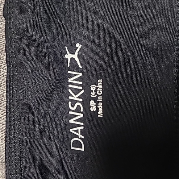 NWOT. Danskin Black Leggings Size S/P - Picture 2 of 5